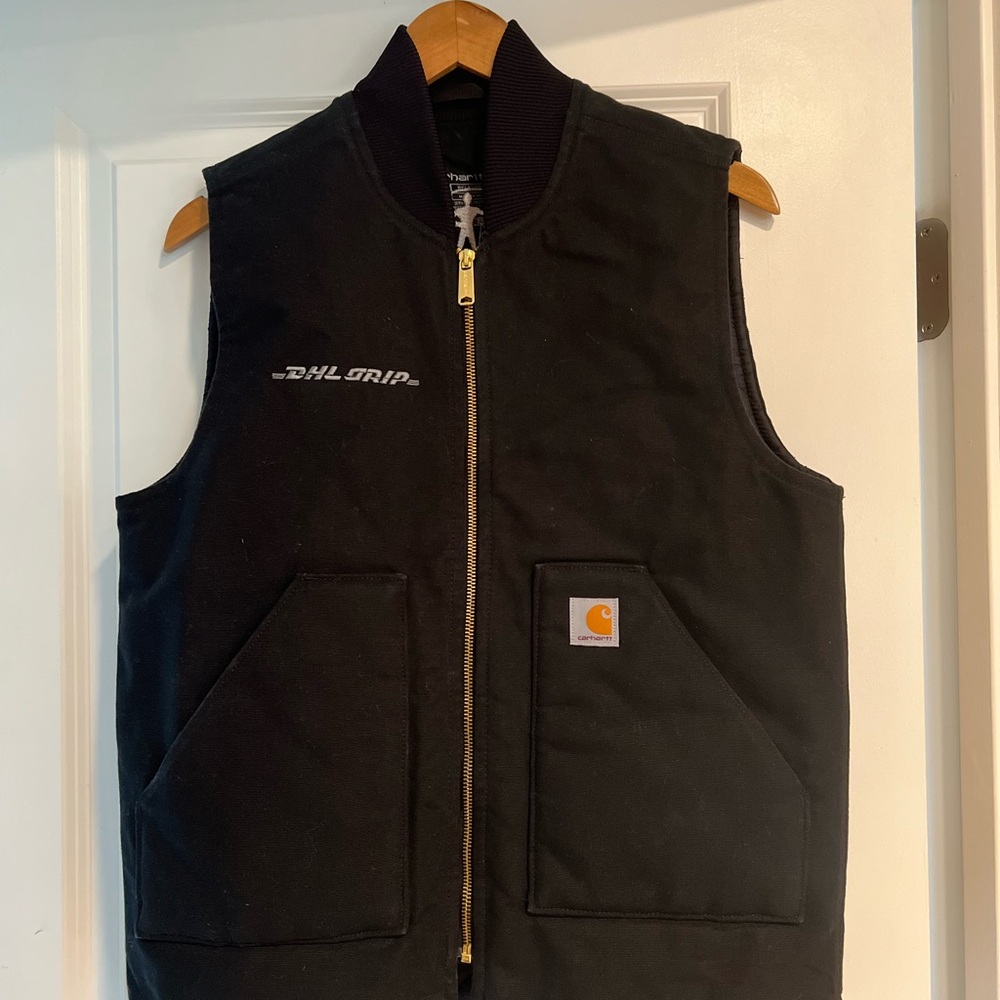 Carhartt Black Duck Vest with Logo Patch from TV show TULSA KING